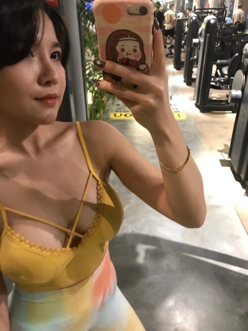 006fBHLkly1gn71q5si8dj30u0140dmuec550c88a9f21c0d.jpg