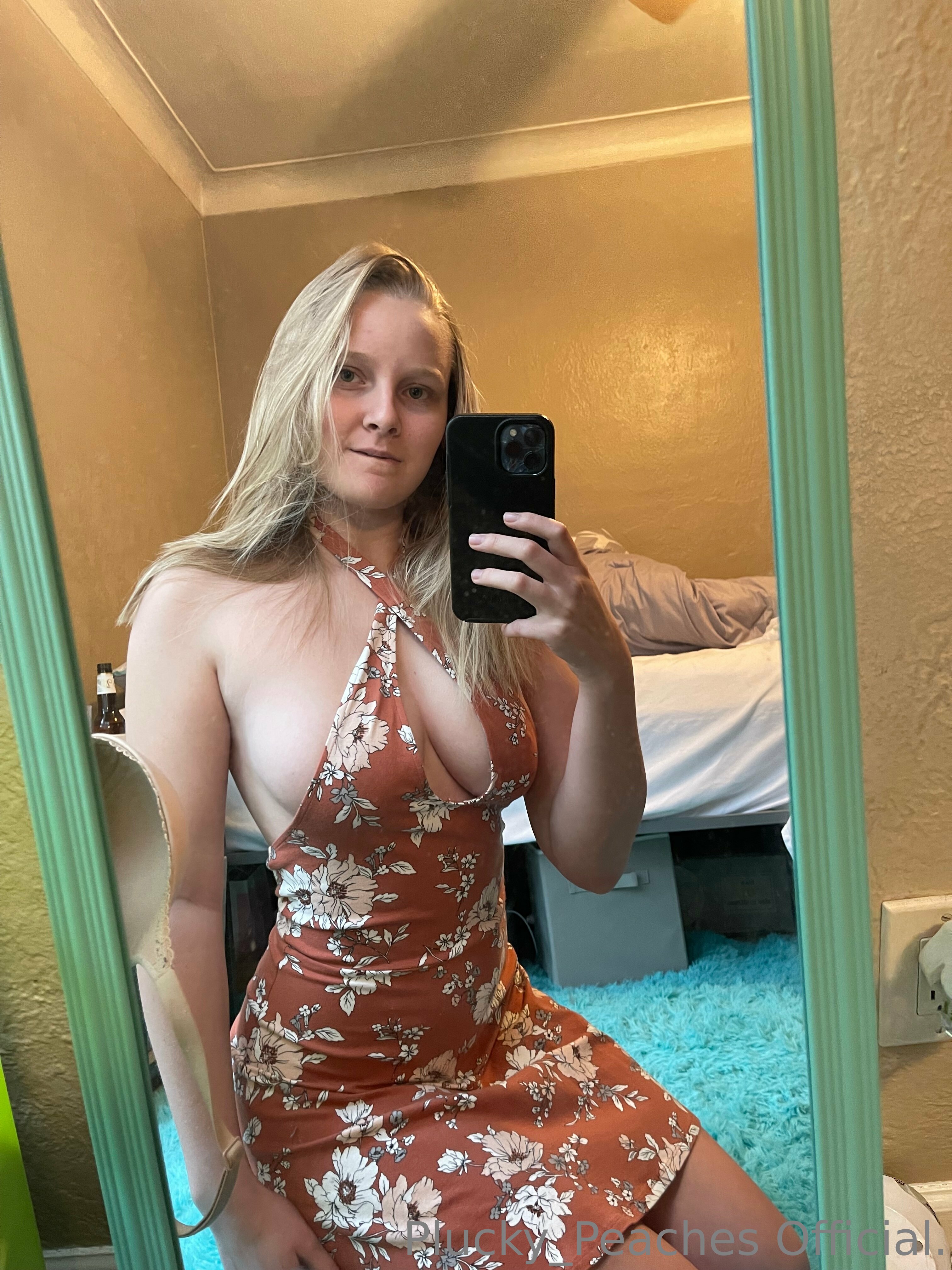 pluckypeaches Nude Leaked Onlyfans Photo pluckypeaches Nude Leaked Onlyfans Photo