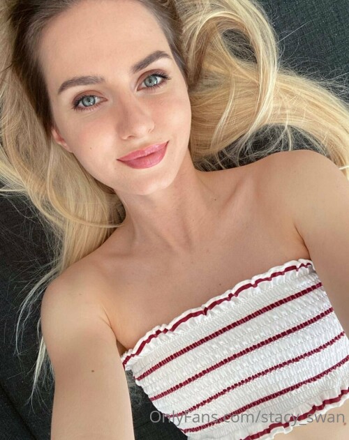 anastayshaa / stacy_swan Nude Leaked Onlyfans Photo anastayshaa / stacy_swan Nude Leaked Onlyfans Photo