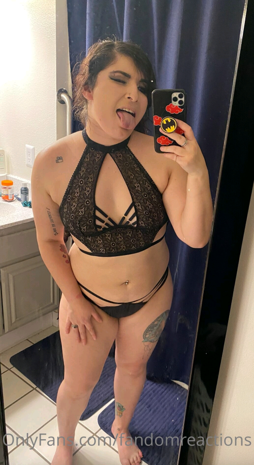 FandomReactions Nude Leaked Onlyfans Photo FandomReactions Nude Leaked Onlyfans Photo