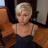 10383_chloe_isis_derrick_016