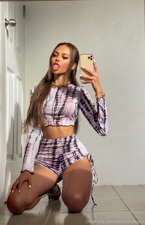 darcylovesyou Nude Leaked Onlyfans Photo darcylovesyou Nude Leaked Onlyfans Photo