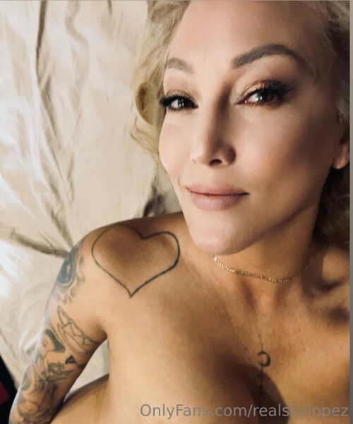 Sky Lopez / Corrie Rachelle Nude Leaked Onlyfans Photo Sky Lopez / Corrie Rachelle Nude Leaked Onlyfans Photo