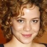 model profile picture