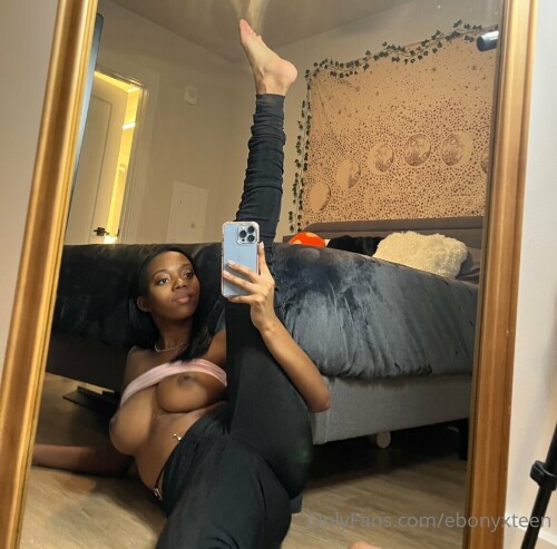 ebonyxvenus / ebonyxteen Nude Leaked Onlyfans Photo