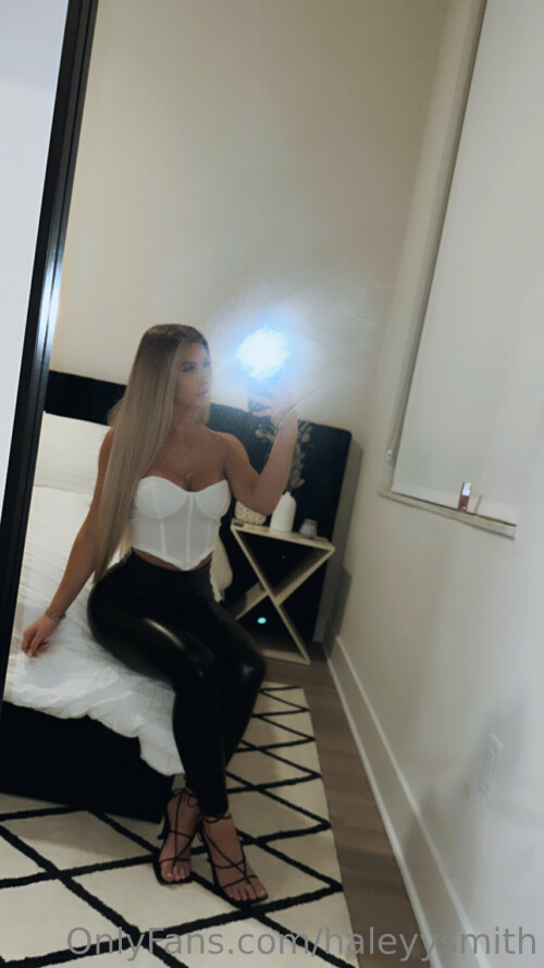 HaleyySmith / bootyqueenwinter Nude Leaked Onlyfans Photo HaleyySmith / bootyqueenwinter Nude Leaked Onlyfans Photo