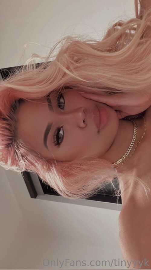 tinyyyk (aka kaylakipp) Nude Leaked Onlyfans Photo tinyyyk (aka kaylakipp) Nude Leaked Onlyfans Photo
