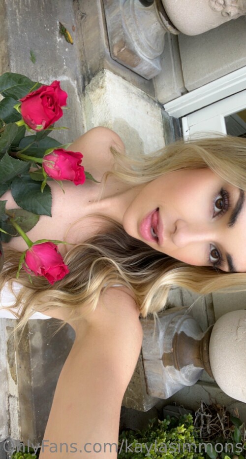 Kayla Simmons Nude Leaked Onlyfans Photo