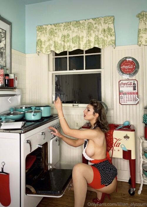 Lillian Valerian / Lillian Alyssum Nude Leaked Onlyfans Photo Lillian Valerian / Lillian Alyssum Nude Leaked Onlyfans Photo