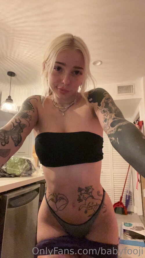 babyfooji / peachtot Nude Leaked Onlyfans Photo