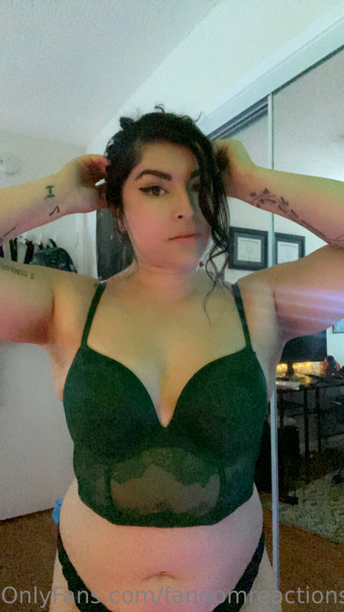 FandomReactions Nude Leaked Onlyfans Photo FandomReactions Nude Leaked Onlyfans Photo