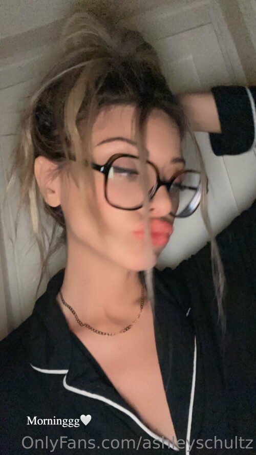 Ashley Schultz Nude Leaked Onlyfans Photo