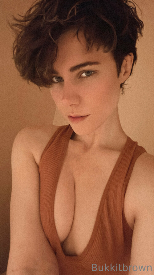 1290x2293_e554795edec71f860aa016d3018178d4c6cc427c5f401c19.jpg