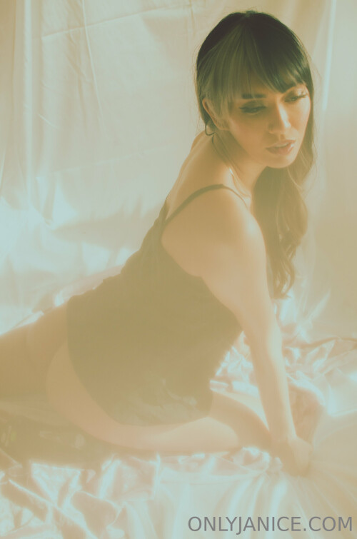 Janice Griffith Nude Leaked Onlyfans Photo