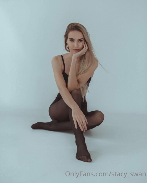 anastayshaa / stacy_swan Nude Leaked Onlyfans Photo anastayshaa / stacy_swan Nude Leaked Onlyfans Photo