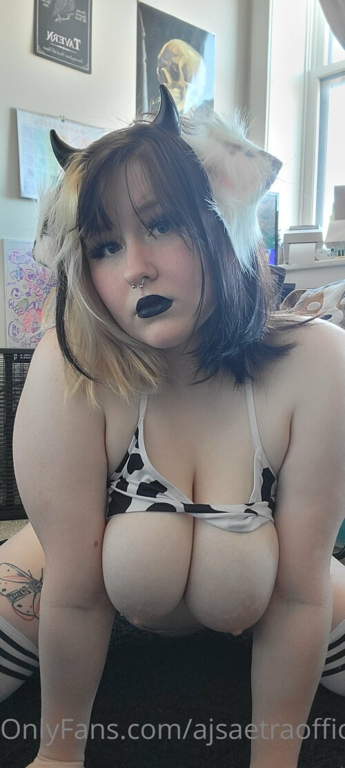 ajsaetraofficial/AJ Saetra Nude Leaked Onlyfans Photo ajsaetraofficial/AJ Saetra Nude Leaked Onlyfans Photo
