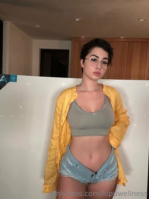 Liz | Lupuwellness Nude Leaked Onlyfans Photo