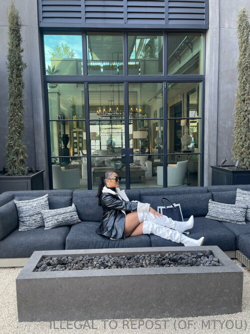 Lola Teases / mtyou Nude Leaked Onlyfans Photo Lola Teases / mtyou Nude Leaked Onlyfans Photo