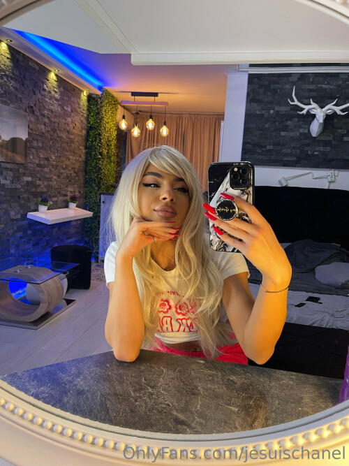 jesuischanel Nude Leaked Onlyfans Photo jesuischanel Nude Leaked Onlyfans Photo