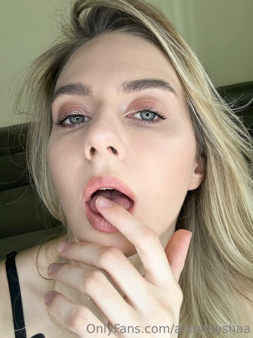 anastayshaa / stacy_swan Nude Leaked Onlyfans Photo anastayshaa / stacy_swan Nude Leaked Onlyfans Photo