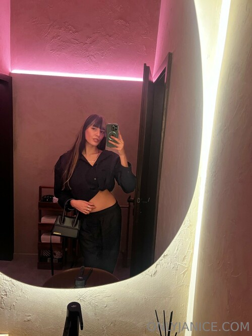 Janice Griffith Nude Leaked Onlyfans Photo