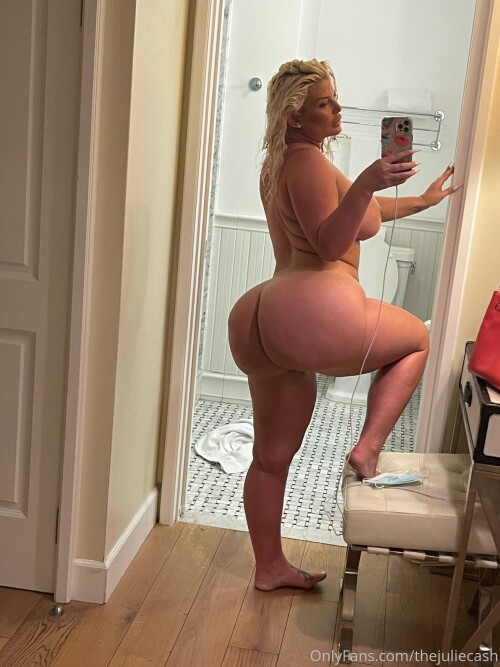 Julie Cash | thejuliecash Nude Leaked Onlyfans Photo Julie Cash | thejuliecash Nude Leaked Onlyfans Photo