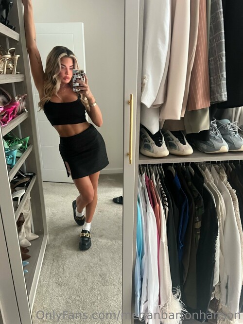 Megan Barton Hanson Nude Leaked Onlyfans Photo