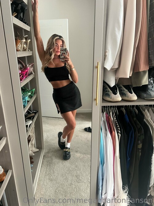 Megan Barton Hanson Nude Leaked Onlyfans Photo