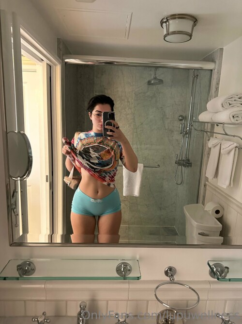 Liz | Lupuwellness Nude Leaked Onlyfans Photo