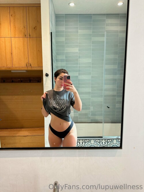 Liz | Lupuwellness Nude Leaked Onlyfans Photo