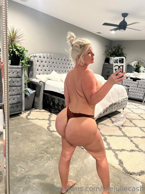 Julie Cash | thejuliecash Nude Leaked Onlyfans Photo Julie Cash | thejuliecash Nude Leaked Onlyfans Photo