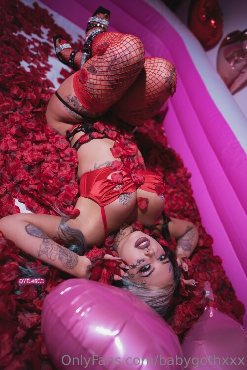 babygothxxx Nude Leaked Onlyfans Photo babygothxxx Nude Leaked Onlyfans Photo