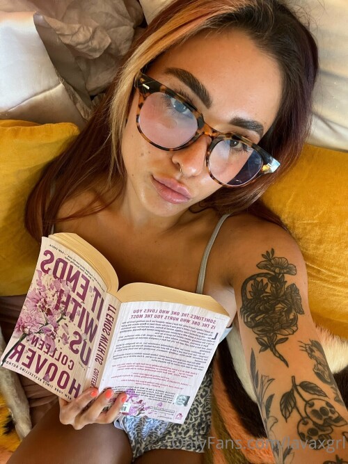 Lavagrll - Lavaxgrll Nude Leaked Onlyfans Photo Lavagrll - Lavaxgrll Nude Leaked Onlyfans Photo