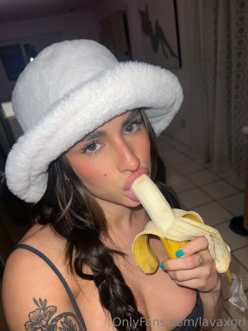 Lavagrll - Lavaxgrll Nude Leaked Onlyfans Photo Lavagrll - Lavaxgrll Nude Leaked Onlyfans Photo