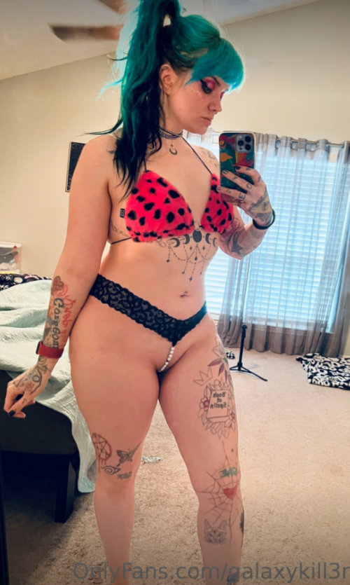 happilyeverawful / galaxykill3r Nude Leaked Onlyfans Photo happilyeverawful / galaxykill3r Nude Leaked Onlyfans Photo