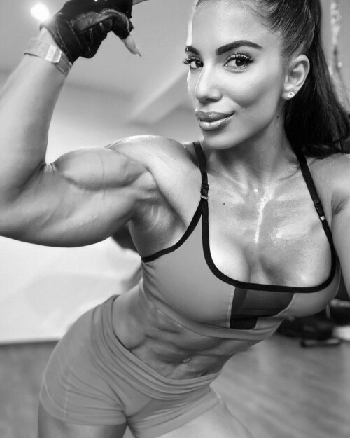 Elisabeta Ionita | alesyamuscledoll | fit_elization | Elisa Taioni | missale Nude Leaked Onlyfans Photo