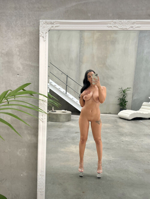 Scarlett Nude Leaked Onlyfans Photo Scarlett Nude Leaked Onlyfans Photo
