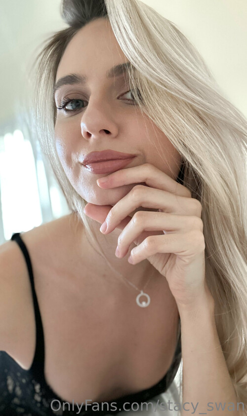 anastayshaa / stacy_swan Nude Leaked Onlyfans Photo anastayshaa / stacy_swan Nude Leaked Onlyfans Photo