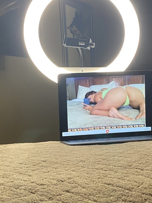adianababyxo Nude Leaked Onlyfans Photo adianababyxo Nude Leaked Onlyfans Photo