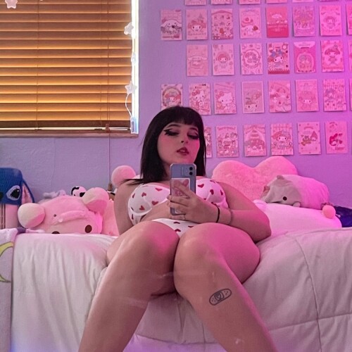 okay_kylie / kylie_paris / oxxmilk / oxxmilks / lumarist Nude Leaks OnlyFans - Fapshots