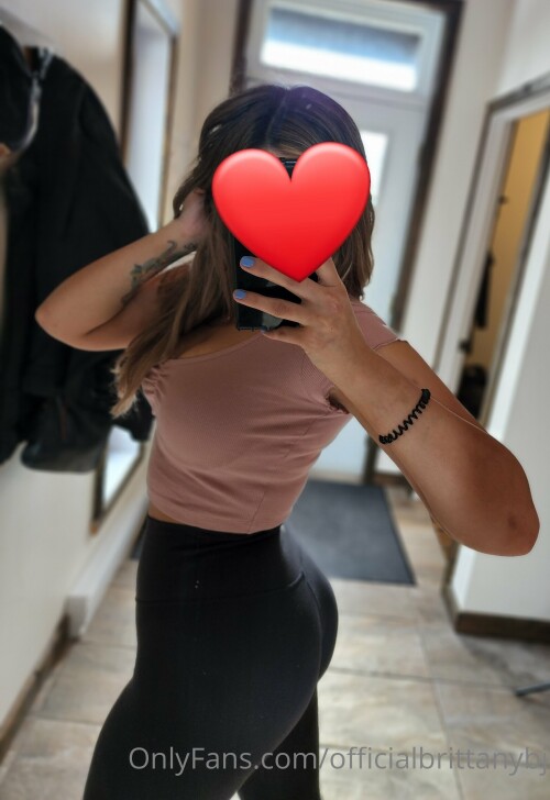 Brittanybj / Scarlet Winters Nude Leaked Onlyfans Photo