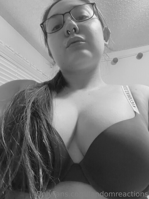 FandomReactions Nude Leaked Onlyfans Photo FandomReactions Nude Leaked Onlyfans Photo