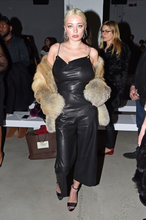 20160212_Cushnie-et-Ochs---Front-Row--Backstage-1DA.md.jpg