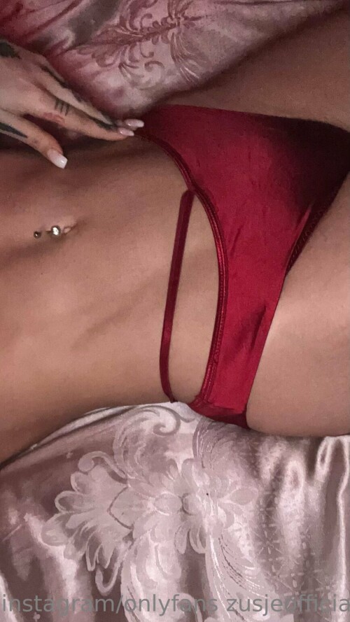 Zusje Nude Leaked Onlyfans Photo Zusje Nude Leaked Onlyfans Photo