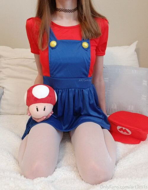 nichxxle / art3m1ss_ / art3m1s Nude Leaked Onlyfans Photo