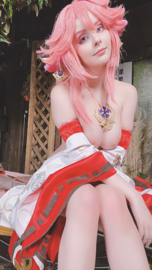 2022-06-Yae-Miko-25.jpg