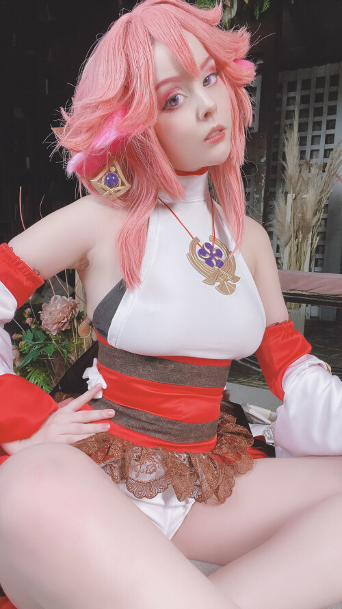 2022-06-Yae-Miko-9.jpg