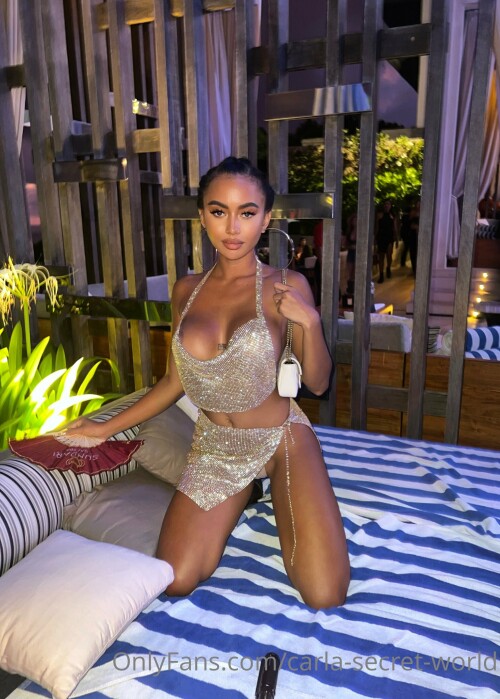 Carla Piece of Art Nude Leaked Onlyfans Photo Carla Piece of Art Nude Leaked Onlyfans Photo
