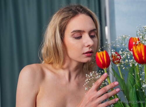 anastayshaa / stacy_swan Nude Leaked Onlyfans Photo anastayshaa / stacy_swan Nude Leaked Onlyfans Photo