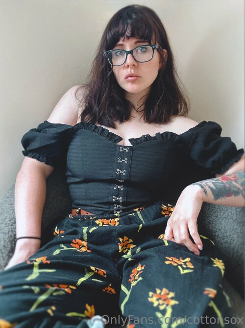 Alice Cotton Sox | Alicewinterhold Nude Leaked Onlyfans Photo Alice Cotton Sox | Alicewinterhold Nude Leaked Onlyfans Photo